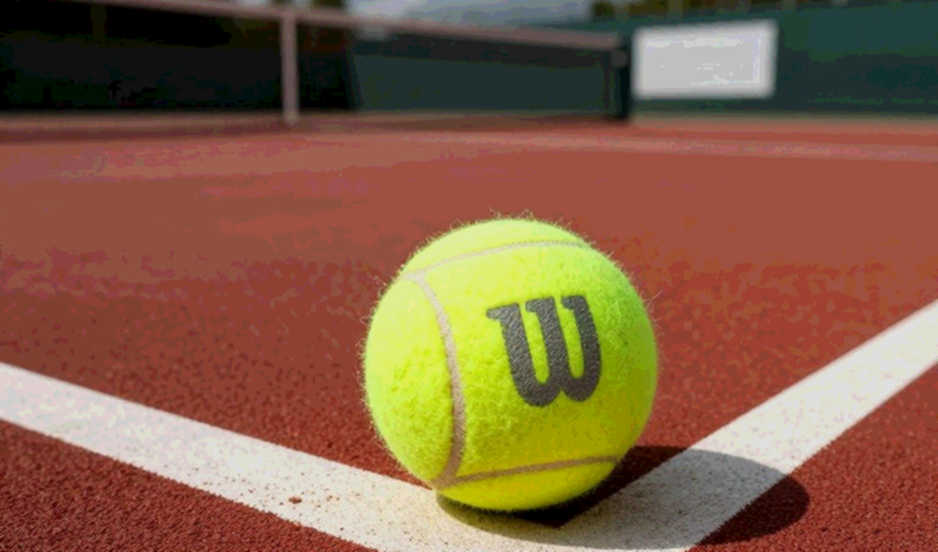 The Low Bounce Indoors: Alcaraz's Surface Test in Vienna, Djokovic's Chosen Risk in Basel