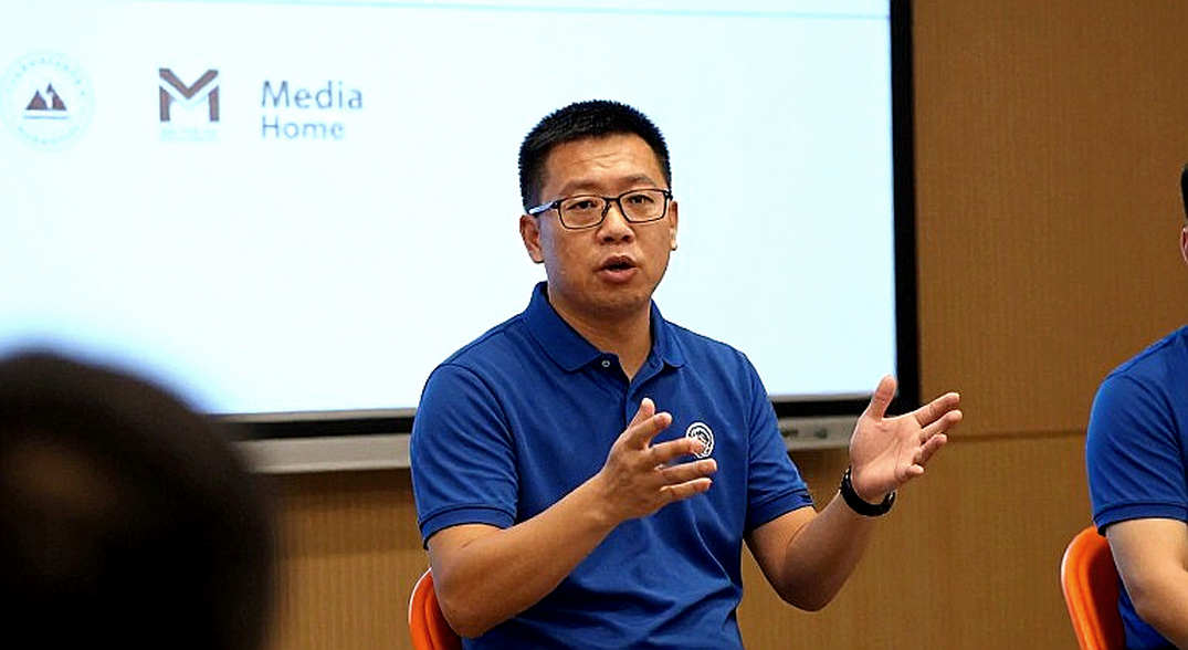 4-1 की जीत में नब्बे मिनट बेंच पर: अर्नोल्ड का मामला फॉर्म का नहीं, ढांचे का है